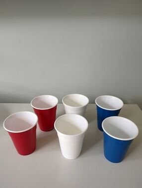 Red White And Blue SOLO Style Plastic Reusable Party Drink Cups Set Of 6 NWOT